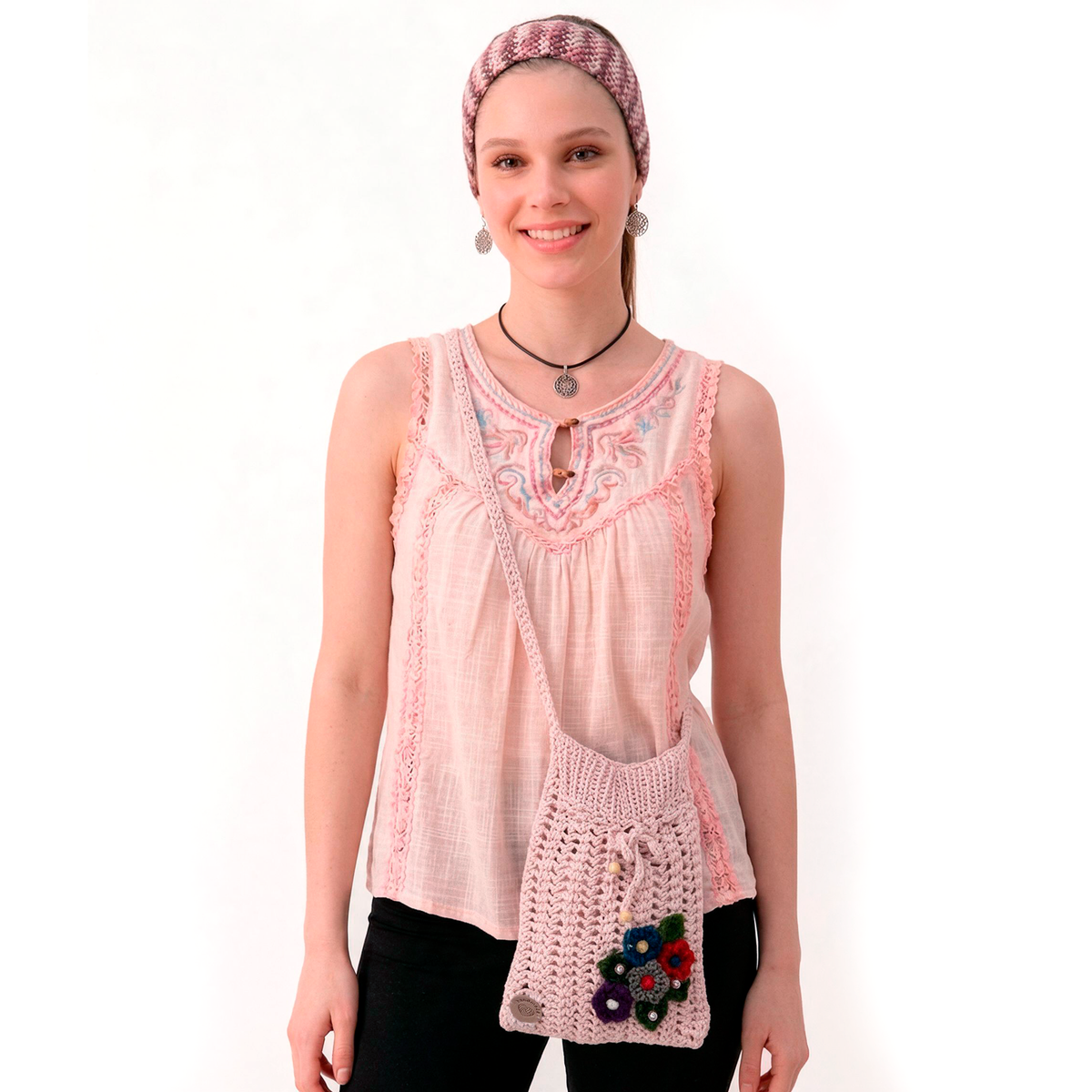 Bandolera crochet color rosa