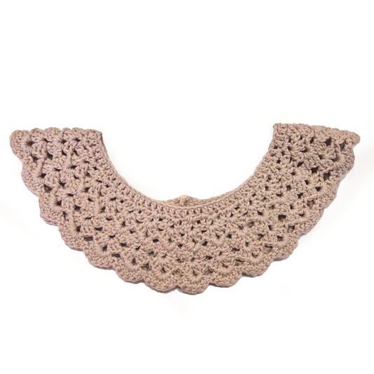 Cuello tejido a crochet - color crudo